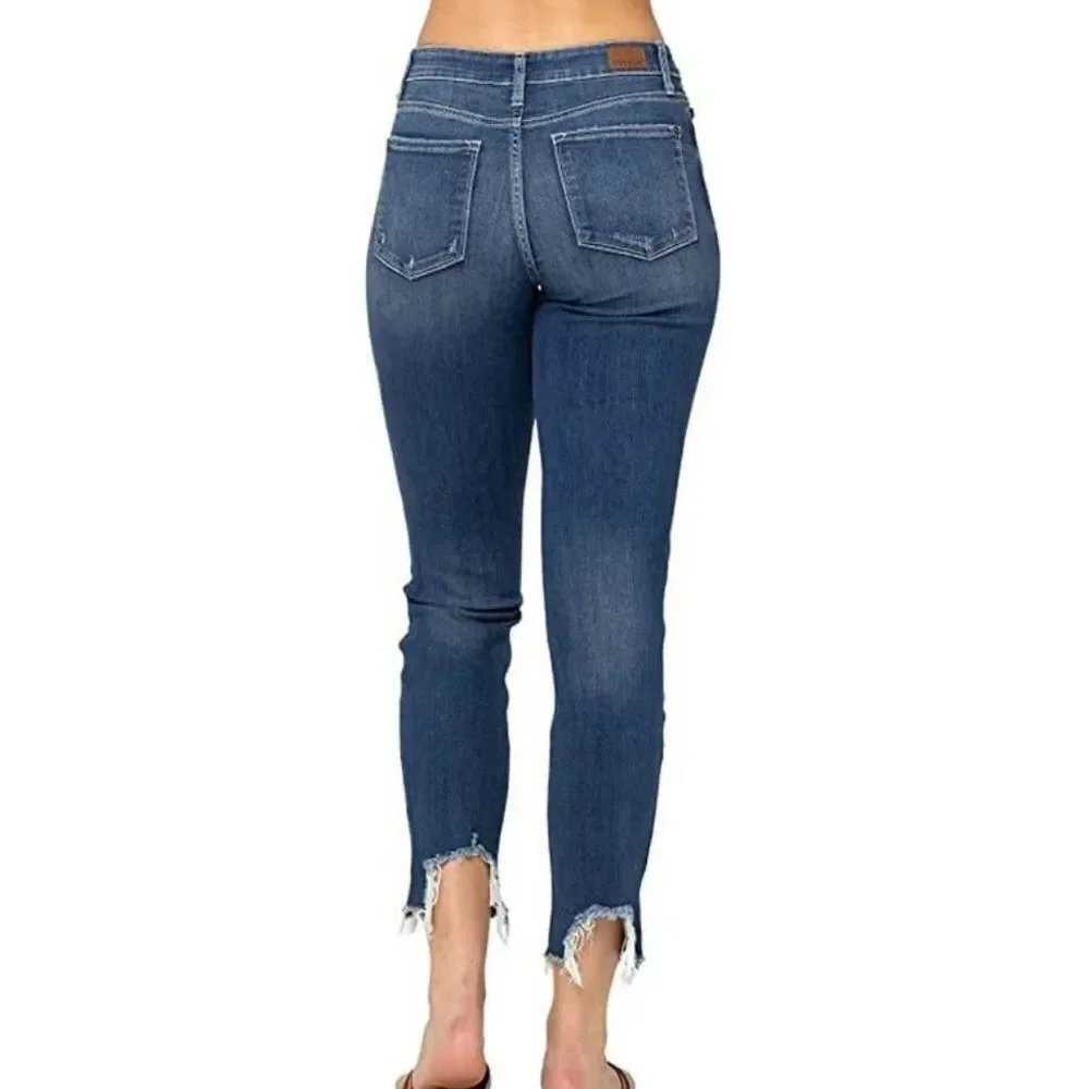 Judy Blue Womens Mid Rise Shark Bite Frayed‎ Hem Slim Fit Jeans 16W Nwt - Picture 4 of 9